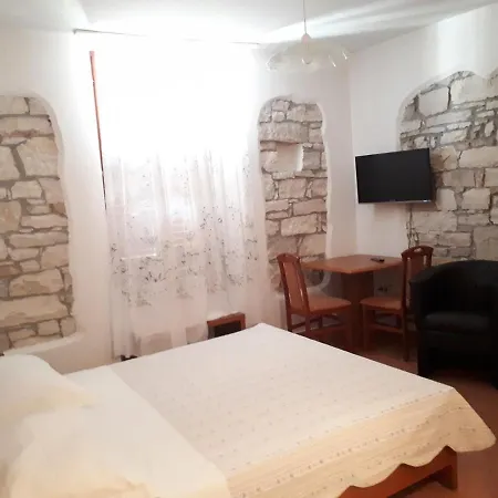 Apartments Lav Porec Apartment
