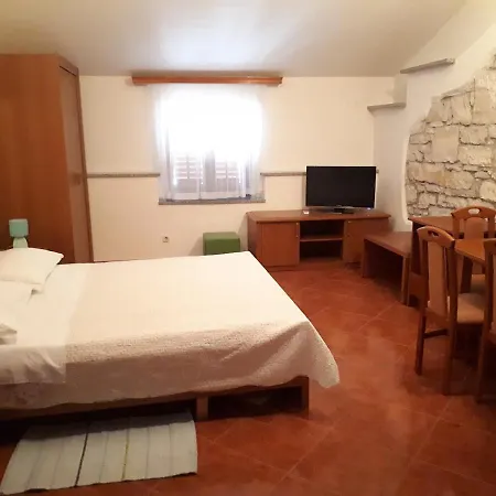 Lav Appartement